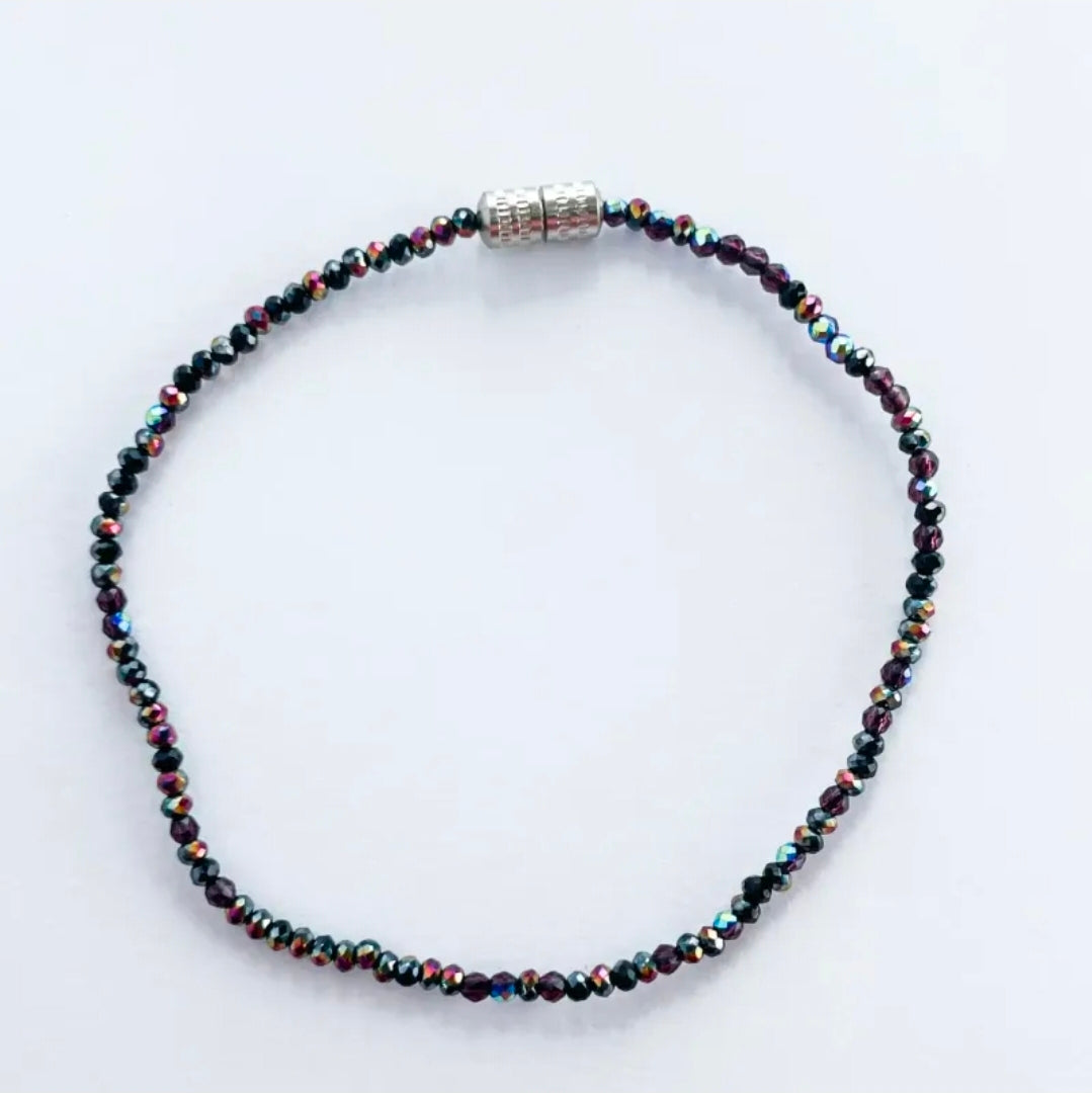 Ръчно изработена гривна с тъмни италиански кристали